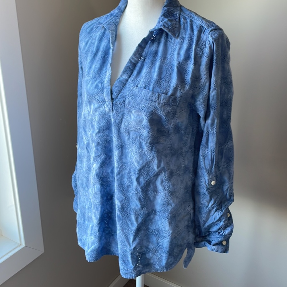 Nine West Jeans Blue Embroidered Boho Popover Blouse Top Medium Cotton - Picture 5 of 8